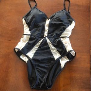 One piece bathing suit